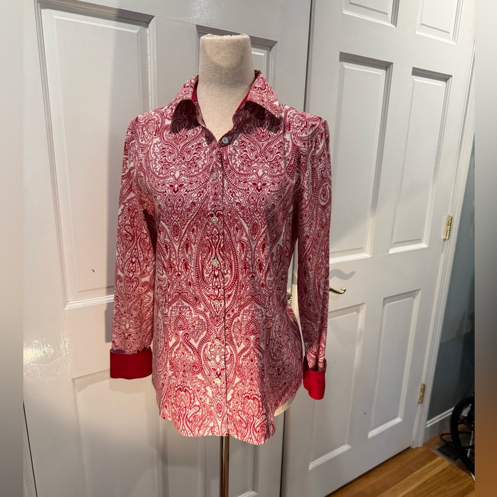 Talbots Cotton Red Paisley Button-Up Shirt size 2, 34” wide armpit to armpit.